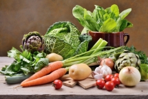 Eplucher facilement et rapidement les légumes Eplucher facilement et rapidement les légumes