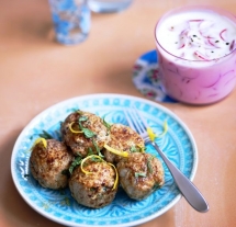 Keftas de veau à la menthe, rémoulade de radis roses Keftas de veau à la menthe, rémoulade de radis roses